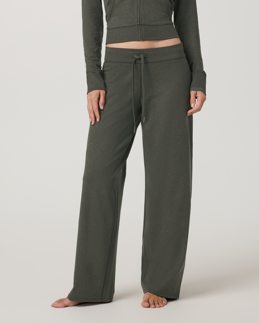 Halo Low Rise Straight Leg Pant - Short - US 0069